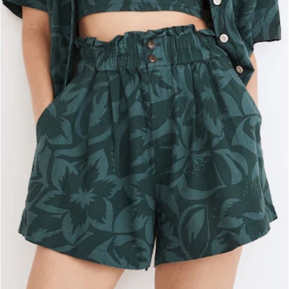 Madewell Linen-Blend Pull-On Paperbag Shorts in Tropicale Floral Small Green - Picture 1 of 7